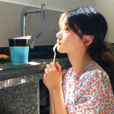 情满雪阳花
